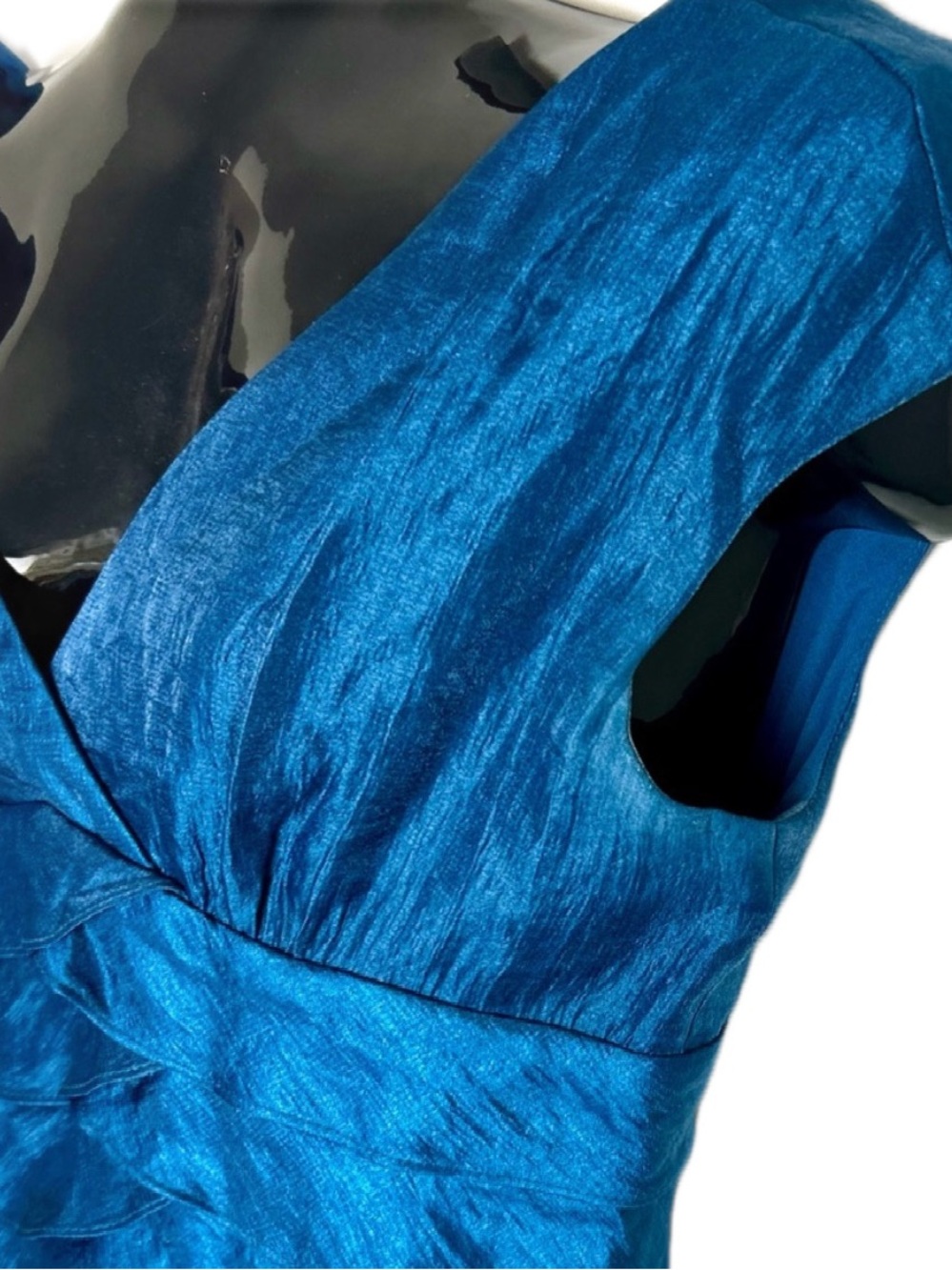 London Style Iridescent Blue Layered Mini Dress NWOT (MRSP$109) - Picture 7 of 9